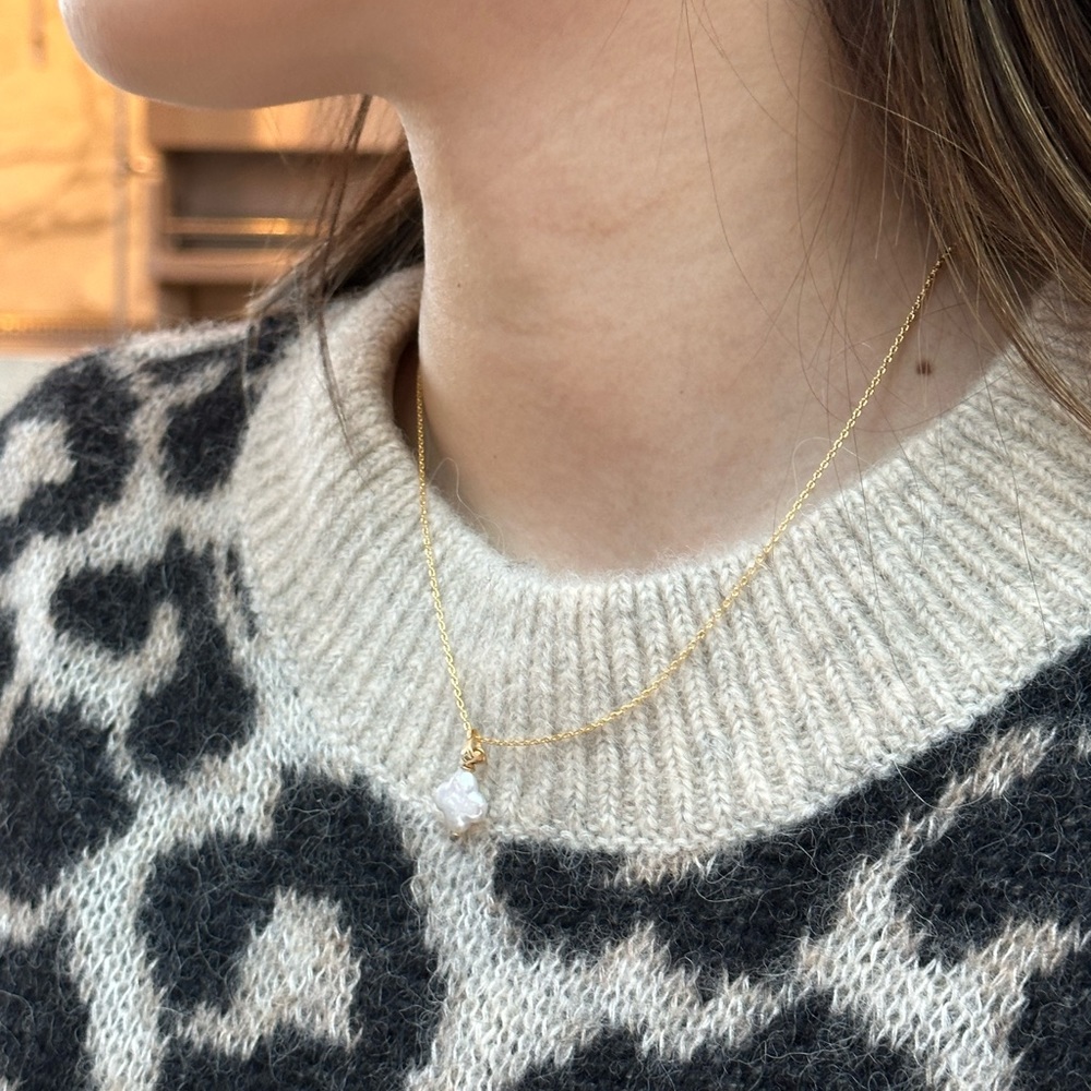 Clover pearl gold plated necklace